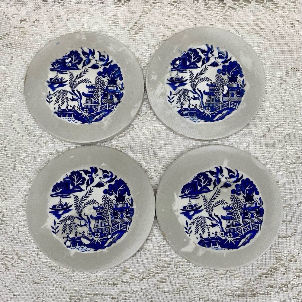 Vintage, Rare 2-pc Porcelain Individual Ash trays-Violets